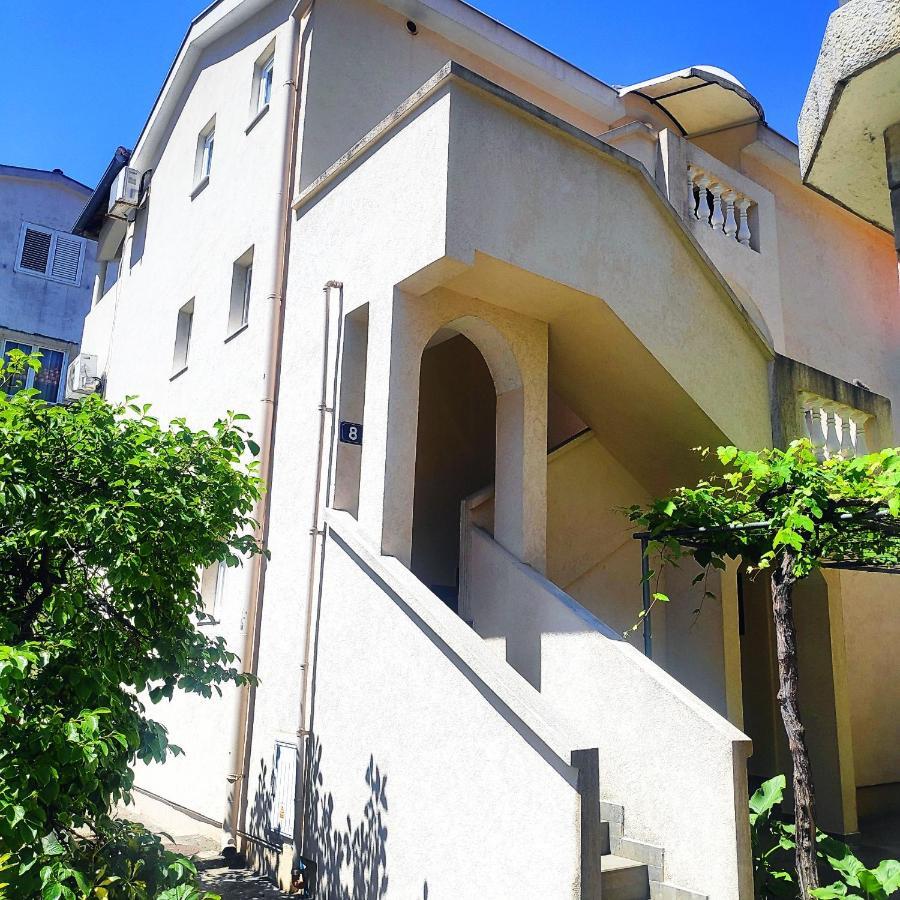 Apartmani Asanovic Будва Екстер'єр фото